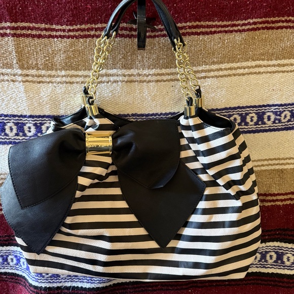 Betsey Johnson Bowlicious Black and White Striped Tote with Gold Accents - Picture 1 of 9